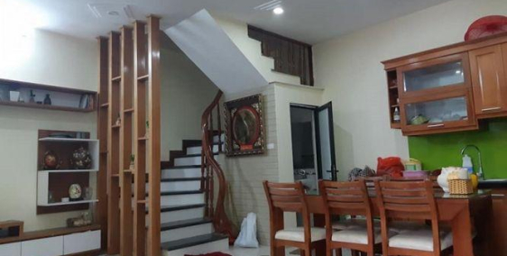 BÁN GẤP NHÀ TO, GIÁ HIẾM, PHỐ LẠC TRUNG, DT 60m2x3T, MT 10m, GIÁ CHỈ 4,8 TỶ.