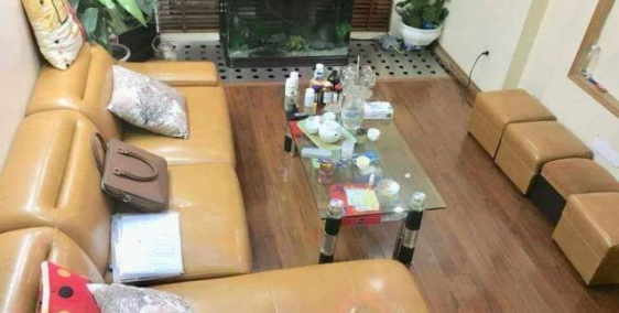 Nhà đẹp ngõ 151 Nguyễn Đức Cảnh. 3 mặt thoáng, DT 33m2, 4 tầng, MT 4m.