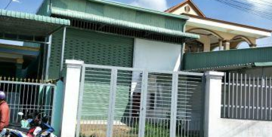 Nhà xưởng MT gần Thới Tam Thôn 14, 421m2 thổ cư 200m2, đường lớn, giá rẻ 8 Tỷ.