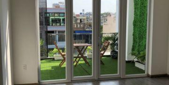 Khách sạn Lê Thánh Tôn, Trương Định, 5 lầu, giá 43 tỷ