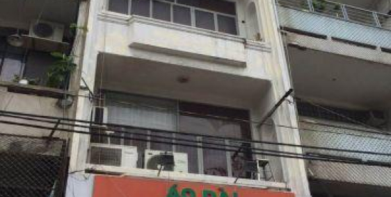 MT Hai Bà Trưng-Nguyễn Văn Thủ, DT: 7,5x25m, 3 tầng, giá 75tỷ.