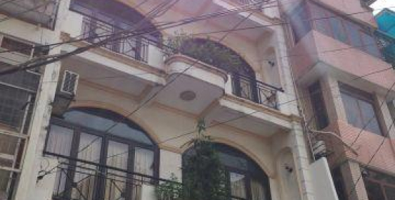 Bán nhà MT Trần Hưng Đạo, Q1, DT: 8.1x19m, giá 85 tỷ GPXD hầm 10 lầu HĐ thuê 250tr/th