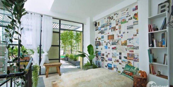 Bán nhà đường Nguyễn Bỉnh Khiêm, Q.1 DT 13x13.5m 3 lầu ST thu nhập 180tr/th. Giá 33.5tỷ