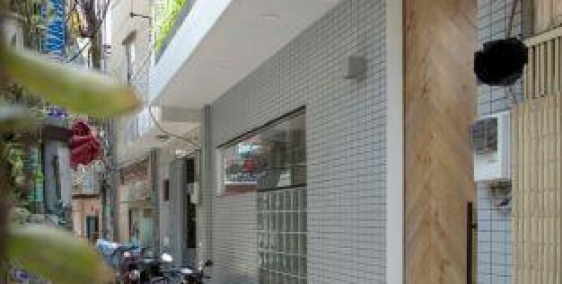 Đi định cư cần bán gấp nhà đường Sư Vạn Hạnh Q.10, giá sock chỉ 4.8 tỷ.