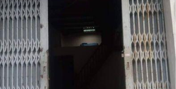 Nhà nát NGON BỔ RẺ ngay TRUNG TÂM QUẬN 10 đây rồi. Chưa tới 89tr/m2.