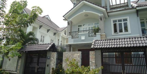 Bán tháo Biệt thự 740m2 mt Âu Cơ đi Mỹ, 4PN, 5WC, Giá 4.3ty,tặng hết nội thất,LH:0773653477