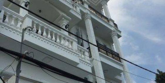 Bán nhà 1 trệt  3 lầu 4.5x14m giá 3.85 tỷ, HXH đường Lê Văn Khương, P.HT , Q12.