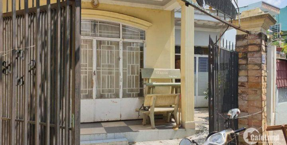 Chính chủ bán nhà Mặt Tiền đường 36, quận 2, tiện kinh doanh, giá tốt