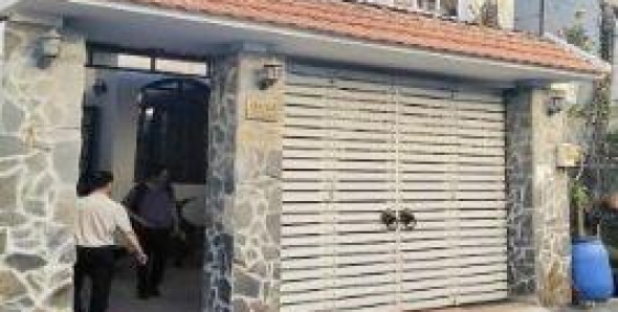 Nhà Chú Sáu 137m2 ngang 11.03m SỔ HỒNG RIÊNG, MẶT TIỀN đường Lý Phục Man  0336082305