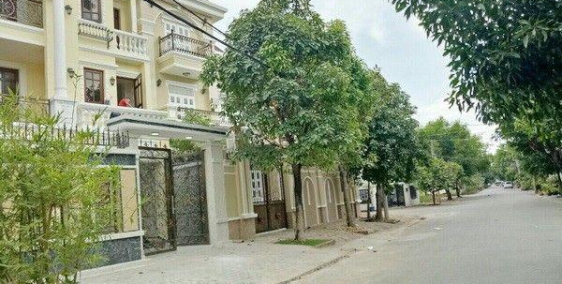 Chuyển nhà sang Mĩ bán gấp căn biệt thự Nam Long.