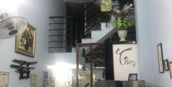 ( Gò Vấp ) Bán nhà đẹp, giá tốt, gần sân bay ,Nguyễn Văn Công,3 lầu, 2.8 tỷ.