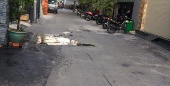 Bán nhà nát 4.6x9m HXH đường Tân Quý sát Aeon cách MT 30m