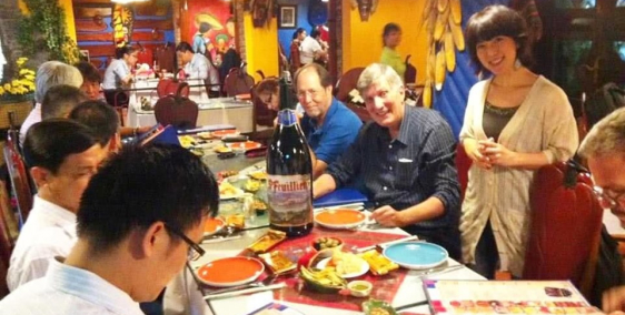 Sang nhượng nhà hàng tại Núi Trúc 110m2 mặt tiền 10m giá thuê 42tr/tháng lh 0966669603