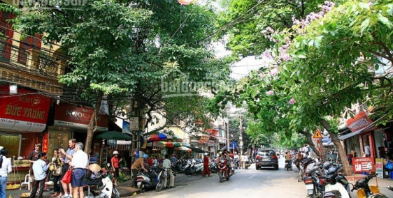 · Cho thuê cả nhà tại Doãn Kế Thiện, dt 40m2, mt 3,8m, giá 30tr/tháng