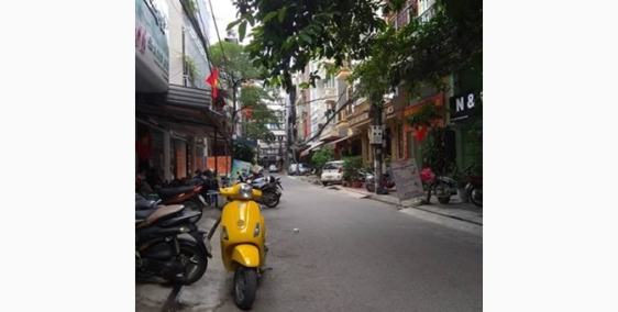 Cho thuê nhà trong ngõ Huỳnh Thúc Kháng, 35m x4 tầng, 9tr/th