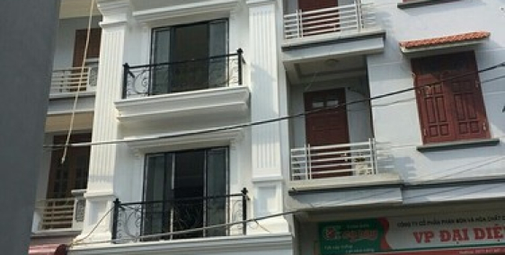 Nhà mặt phố kinh doanh Đại Cồ Việt 45m2 2 tầng