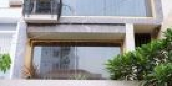 Cho thuê nhà Mt đường 81, P.Tân Quy, Q.7,  6x16, 3 lầu, giá 34 triệu