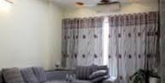 Cho thuê nhà phố Khương Trung, 580m, mặt tiền 15m, 95tr/th