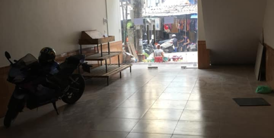 Cho thuê nhà phố Trung Kính làm cty, văn phòng, spa, cắt tóc, cửa hàng...., 24 triệu/ tháng