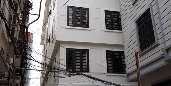 MAI DỊCH: 45 m2 * 5 tầng; ngõ rộng, cho oto