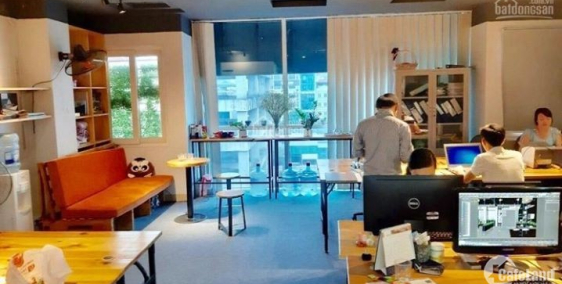 Cho thuê mặt sàn văn phòng cạnh công viên Cầu Giấy, diện tích từ 100m2 - 200m2 -