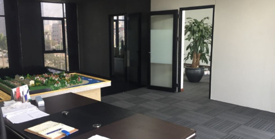 Cho thuê văn phòng siêu sang tại Mê Trì, diện tích 130m2, nội thất đầy đủ