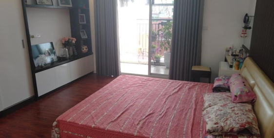 Bán đất vỉa hè ô tô tránh Đội Cấn 130m2. Mặt tiền 5m. Giá 20 Tỷ