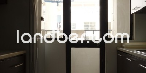 Bán căn hộ chung cư cao cấp tại tòa Tháp Đông 28 tầng Làng Quốc Tế Thăng Long.