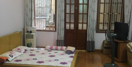 Bán căn hộ chung cư Đê La Thành 3.95 tỷ, 117m2, NT cơ bản, ở luôn