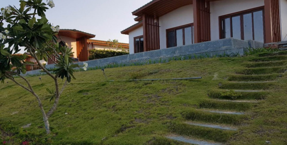 Bán 2 BĐS ven biển Bãi Dài căn hộ và biệt thự sát biển - chiết khấu sâu