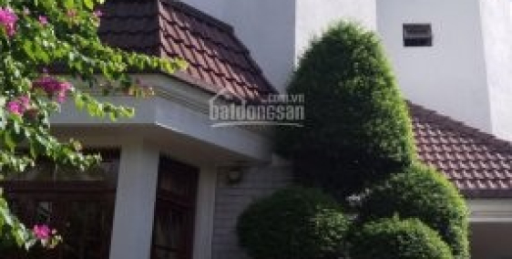 Biệt thự 2MT khu compuond Trần Não, Bình An Quận 2 DTS 250m có khuôn viên rộng