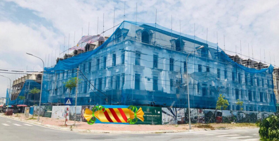 hệ thống nhà phố thương mại đầu tiên tại thành phố uông bí