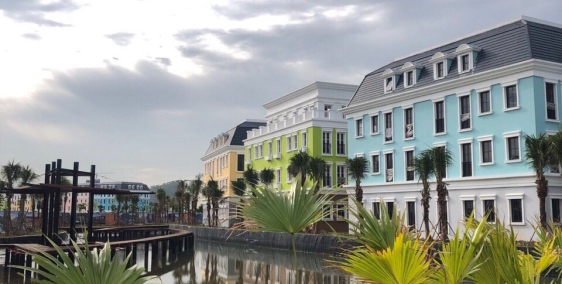 Bán căn Biệt thự song lập , chia dc 21 phòng làm KS , Hostel , homestay tại hạ l