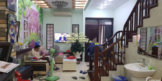 Bán nhà Kim Mã, Kinh doanh đỉnh,45m2, 5 tầng, 6,9 tỷ.