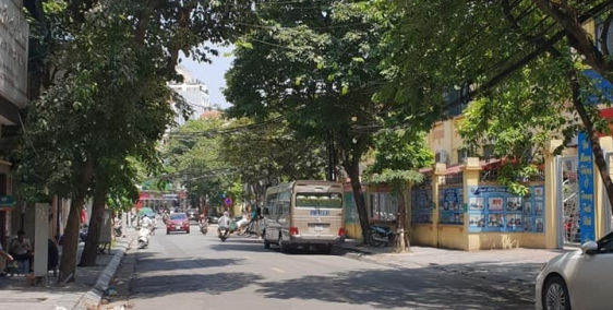 Mặt Phố Lô Góc Ba Đình – 60m2 – 4 Tầng – 4mMT – 26 tỷ