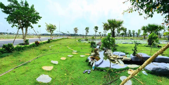 NHÀ NGAY VÒNG XOAY AN ĐIỀN TRẢ GÓP DÀI HẠN