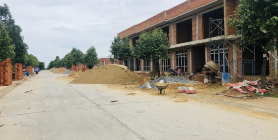 Bán nhà trệt lầu và 3 phòng trọ, sổ hồng riêng KCN MP3