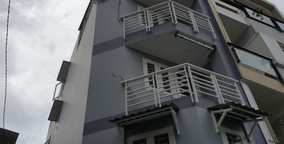 Chính chủ bán nhà 4 Tầng HXH Nguyễn Văn Đậu, P.6, Q.BT. DT 4.3x14. Giá 6 Tỷ.