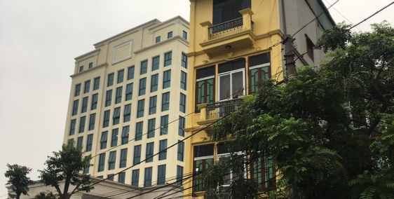 Bán nhà mặt phố  10 tỷ 65 m2 4 tầng