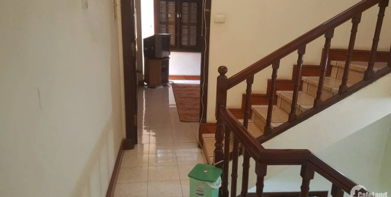 Bán nhà Láng, 3 mặt thoáng, ngõ 4m, ở ngay, nhà đẹp, 5,7 tỷ