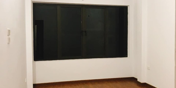 Nhà mặt phố Đông Các 21mX4t, MT3,5m, giá 4 tỷ. LH 0902130310