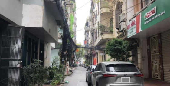 Hơn 3 tỷ – Nhà đẹp, nội thất gỗ Lim phố Tây Sơn, nhà 4 tầng, 4 p.ngủ