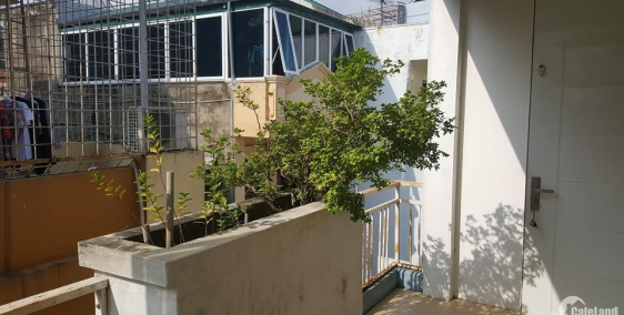 Nhà phố Cát Linh,  42m2, 3 tầng, ở ngay, giá 3.5 tỷ