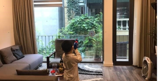 Phố víp hoàng cầu, vài bước ra hồ hoàng cầu + ô tô xát nhà, 4 tầng, 4 phòng ngủ