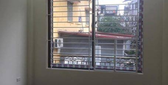 Nhà vị trí kinh doanh đỉnh. Gần trung tâm Đống Đa. Dt 40m2, 5 tầng.