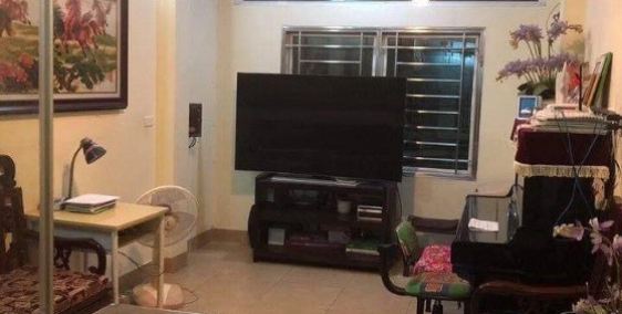 Bán nhà đường La Thành 54m²x4T, kinh doanh, giá chỉ: 4,5 tỷ!