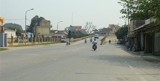 Bán nhà phố shophouse, giá rẻ tại gia lâm Diên tích 132m2, mặt tiền 6m