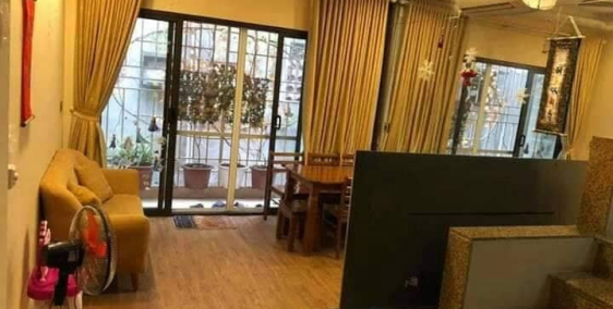 Bán nhà mặt phố Trần Khát Chân lô góc 70 m x 3 tầng mặt tiền 7 m 19,9 tỷ