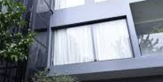 Bán nhà mặt phố ngã tư Nguyễn Du.50m2x6 tầng.Giá 25 tỷ.0942088586