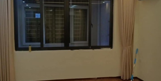 Nhà mặt phố ẩm thực Lò Đúc, kinh doanh khủng, giá siêu sốc: 5,6 tỷ!!!